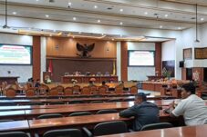 Rapat Paripurna, Puluhan Anggota Dewan dan OPD Berau tak Terlihat