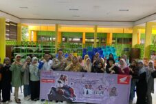 Ajak Ibu-ibu Guru, Astra Motor Kaltim 1 Berikan Edukasi Safety Riding Menyambut Hari Ibu