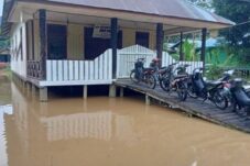 Dinilai Huniannya Sudah tak Layak, Warga Dusun Nyapa Indah Minta Direlokasi