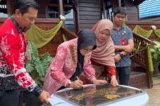 Resmikan Mushala Al-Muharram dan Taman Lakanak di RSUD dr Abdul Rivai