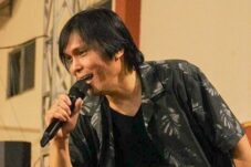 Once Mekel Bersama Jemaat GPIB Hosiana Rayakan Malam Paskah di Berau