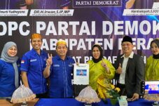 Marhana Daftar ke Demokrat, Buktikan Diri Serius Maju Jadi Bupati