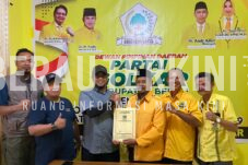 Sehari Buka Penjaringan, Kantor Golkar Berau Diserbu Petahana