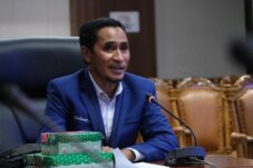 Jangan Tergiur Pinjol dan Judi Online, Falentinus: Berbahaya