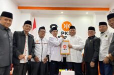 DPD PKS Antarkan 7 Nama Balon Bupati Temani Petahana Sri Juniarsih