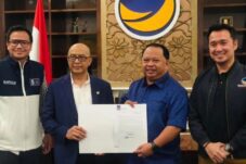 NasDem Serahkan Rekomendasi Sebagai Balon Bupati ke Madri Pani