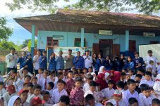 Ciptakan Lingkungan Sekolah Aman, Polsek Sambaliung Sosialisasikan Bahaya Bullying di SD 005