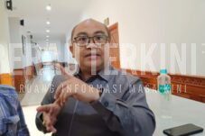 Novel Tyty Paembonan: Sosialisasi dan Seleksi Beasiswa Harus Tepat Sasaran