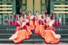 Sanggar Tari Sanggam Barintak Juara 3 Dalam Festival DMDI Balikpapan