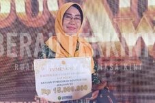 SDN 002 Tanjung Redeb Raih Prestasi Satuan Pendidikan Berprestasi Kaltim Education Award 2024