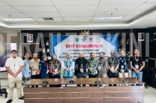 Sri Juniarsih Jadi yang Pertama Meninggalkan RSUD Kanujoso