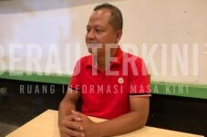 Tongkang Terbalik di Mantaritib Proses Evakuasi, PT PSS Komitmen Proaktif
