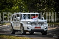 Mobil Maung, berauterkini