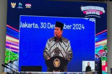 Tepis Isu Deforestasi, Prabowo Tegaskan Sawit adalah Komoditas Strategis