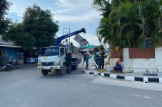 Setelah Diprotes Warga, PJU Jalan Mangga III Kembali Berdiri