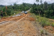 Cegah Akses Terputus, DPUPR Pasang Jembatan Bailey di Pegat Bukur