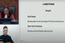 Breakingnews! MK Tolak Gugatan Paslon MPAW, Sri Juniarsih-Gamalis Kembali Pimpin Berau