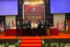 Sah! Pleno KPU Tetapkan SraGam Pemenang Pilkada Berau 2024