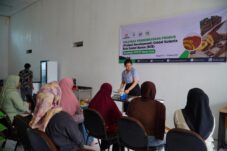 Bangkitkan UMKM Cokelat dari Dapur Warga, Berau Coal Beri Pelatihan Ibu Rumah Tangga