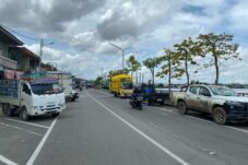 Parkir Semrawut di Kawasan Kuliner Tepian, Banyak Kendaraan Tak Patuhi Garis Parkir