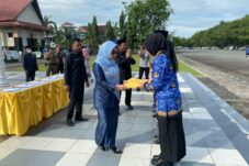 Penantian Berakhir! Bupati Sri Lantik 1.462 PPPK di Hari Kartini