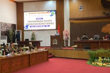 Transisi Ekonomi Butuh Kolaborasi, Sri Juniarsih Sentil DPRD di Paripurna Perdana Usai Dilantik