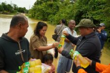 Pemkab Berau Salurkan Bantuan ke Hulu Kelay, Wabup Gamalis Tinjau Langsung Jalur Akses