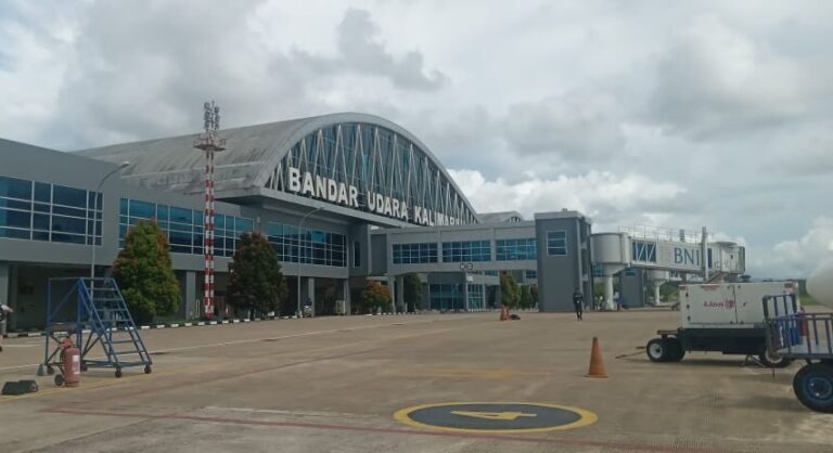 Bandara Kalimarau Berau.