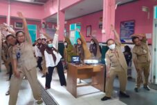 Senam Peregangan di Kantor, Aktivitas Remeh Tapi Bermanfaat Bantu Kinerja Pelayanan Masyarakat
