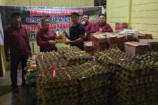 Komisi II DPRD Berau Salurkan Bantuan Senilai Ratusan Juta, Bawa Logistik Sembako untuk Korban Banjir di Segah