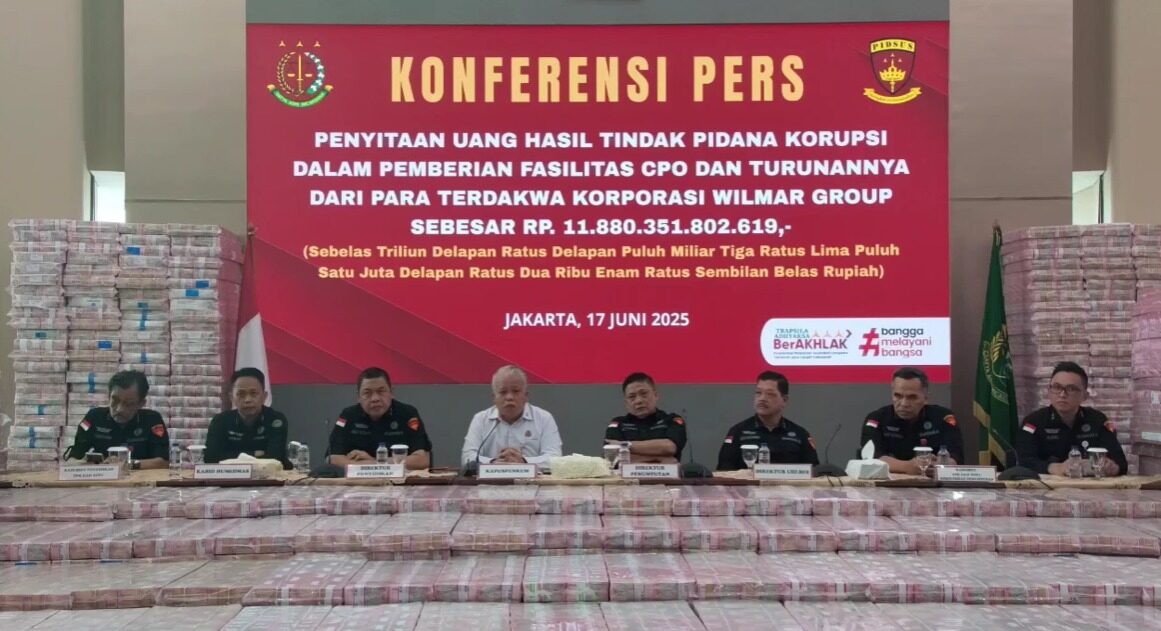 Kejagung menyita uang Rp 11,8 Triliun dari terdakwa kasus korupsi CPO Wilmar Group (YouTube/KEJAGUNG RI)