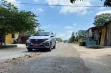 Harus Ditindak! Jalanan Dalam Kota Banyak Debu dari Truk Proyek, Ancam Kesehatan dan Keselamatan Pengguna Jalan