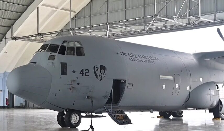Pesawat Hercules TNI AU