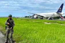 Pasukan Kopasgat berjaga