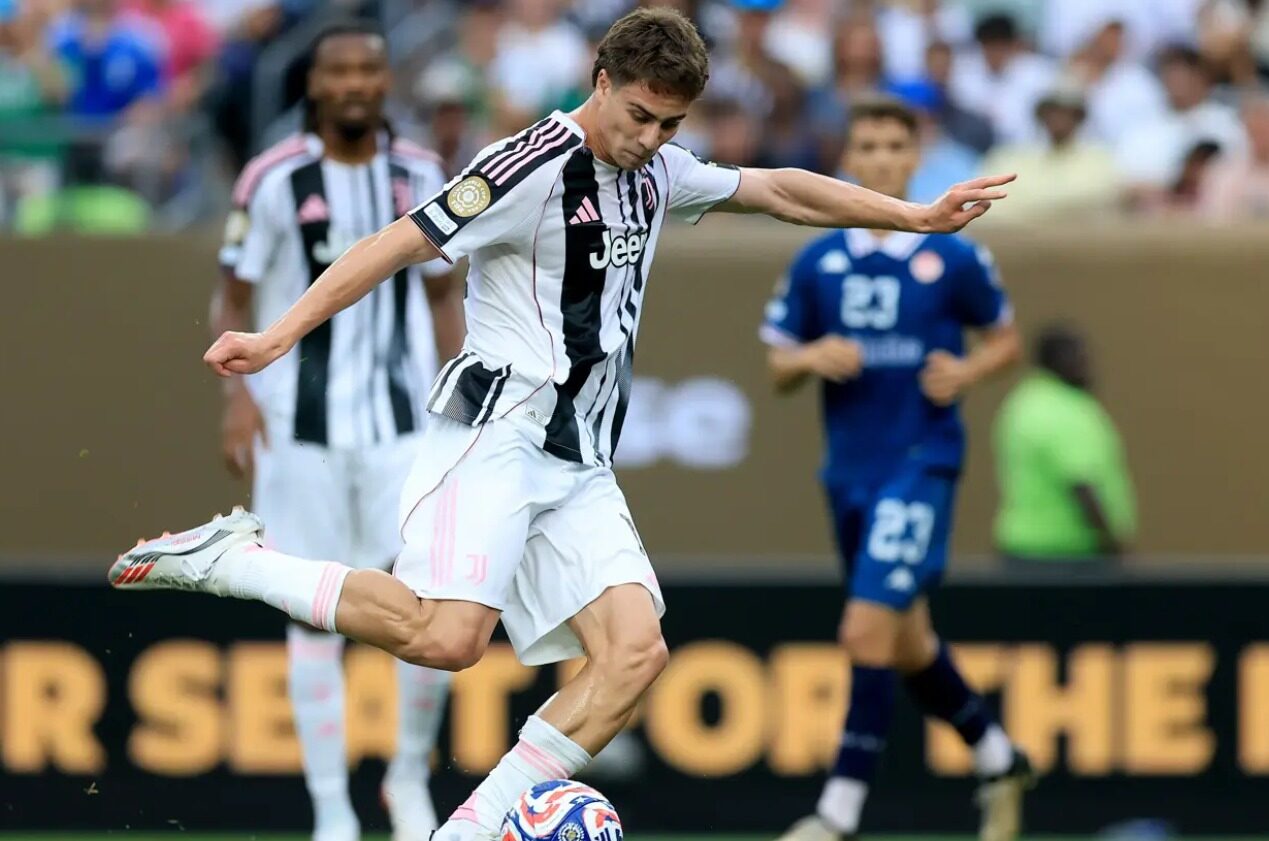 Pemain Juventus Kenan Yildiz