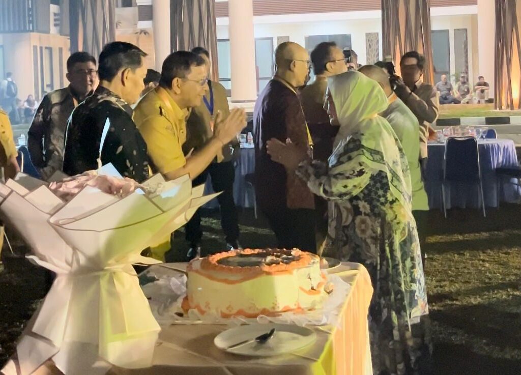 Momen ulang tahun Bupati Berau Sri Juniarsih