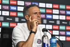 Pelatih PSG Luis Enrique
