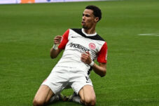Pemain Eintracht Frankfurt Hugo Ekitike