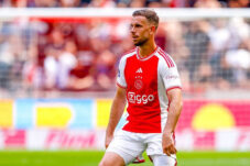 Pemain Ajax Jordan Henderson