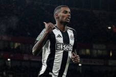 Pemain Newcastle United Alexander Isak