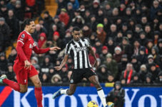 Pemain Newcastle United Alexander Isak