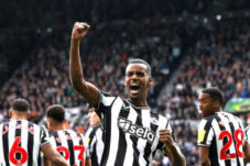 Pemain Newcastle United Alexander Isak