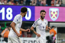 Bruno Fernandes di laga pramusim Manchester United