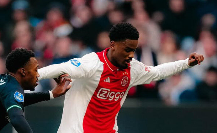 Pemain Ajax Amsterdam Jorrel Hato