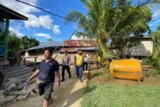 Kondisi Kampung Long Ayap, Kecamatan Segah, yang diterjang banjir, Mei 2025 lalu. (Sulaiman/BT)