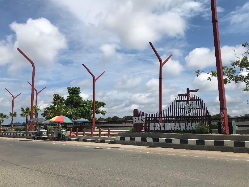 Kawasan Tepian Bandara Kalimarau.