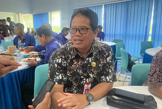 Kepala DLHK Berau, Mustakim Suharjana.