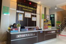 Pelayanan informasi di Kantor PA Tanjung Redeb. (Sulaiman BT)