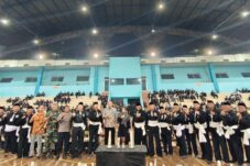 Bupati Berau, Sri Juniarsih, hadiri puncak pengesahan Warga Baru PSHT Berau di Gedung Graha Pemuda, GOR Pemuda, Tanjung Redeb, Sabtu (12/7/2025). (Istimewa)