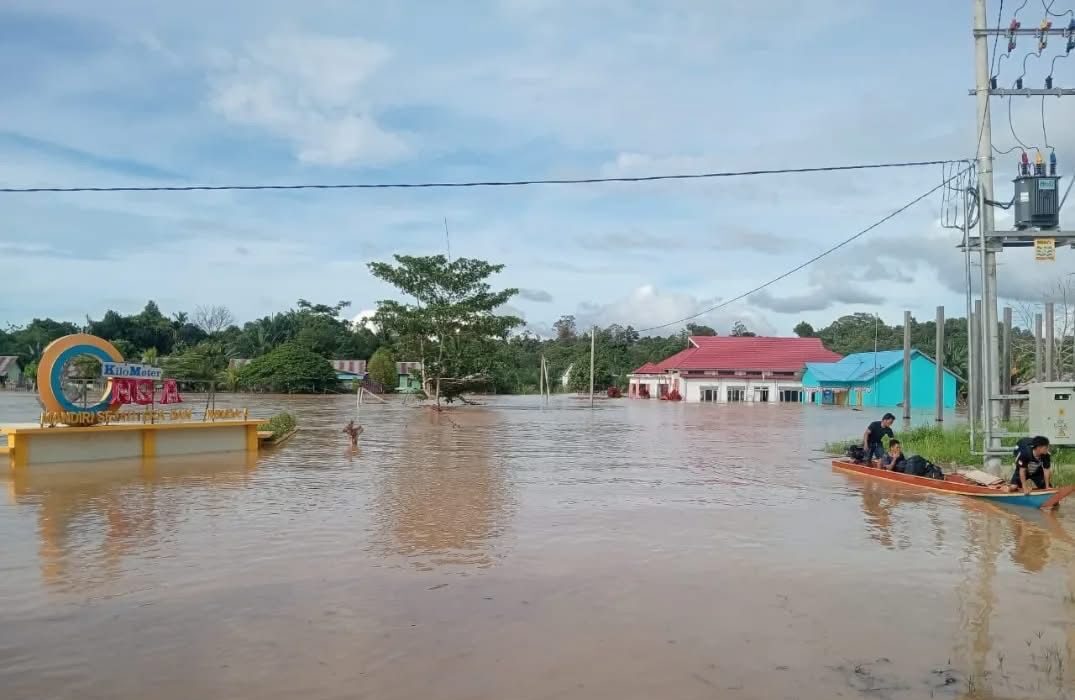 Banjir besar yang terjadi di Kecamatan Segah beberapa waktu lalu.
